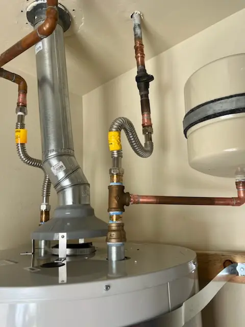 Water heater installation and plumbing repair in Yamhill